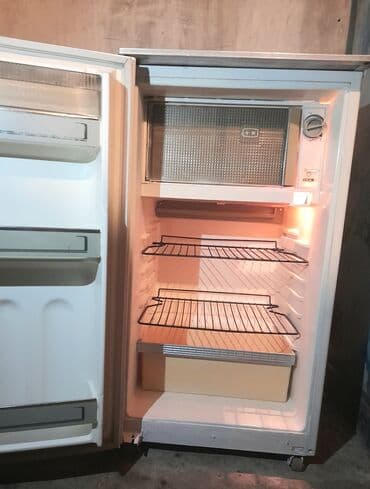 İşlənmiş 1 qapılı Saratov Soyuducu Satılır, rəng - Ağ lalafo.az -da İşlənmiş 1 qapılı Saratov Soyuducu Satılır, rəng - Ağ