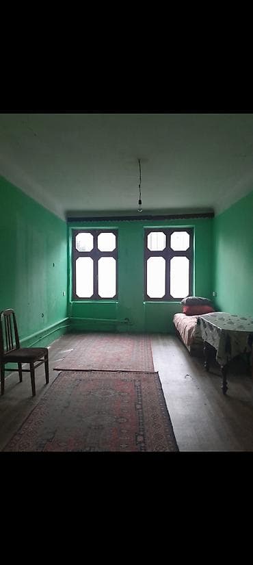 İcarəyə verilən 1 otaqlı - Geniş, işıqlı otaq: iki böyük pəncərə lalafo.az -da İcarəyə verilən 1 otaqlı - Geniş, işıqlı otaq: iki böyük pəncərə