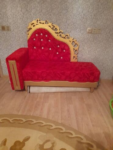 Xinayaxdi dekoru üçun divan Tezedir .istifade olunmayib lalafo.az -da Xinayaxdi dekoru üçun divan Tezedir .istifade olunmayib