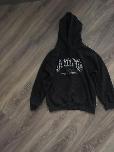 Kofta salvar dest - Üst: Kapüşonlu sweatshirt, ön tərəfdə ağ rəngli lalafo.az -da Kofta salvar dest - Üst: Kapüşonlu sweatshirt, ön tərəfdə ağ rəngli