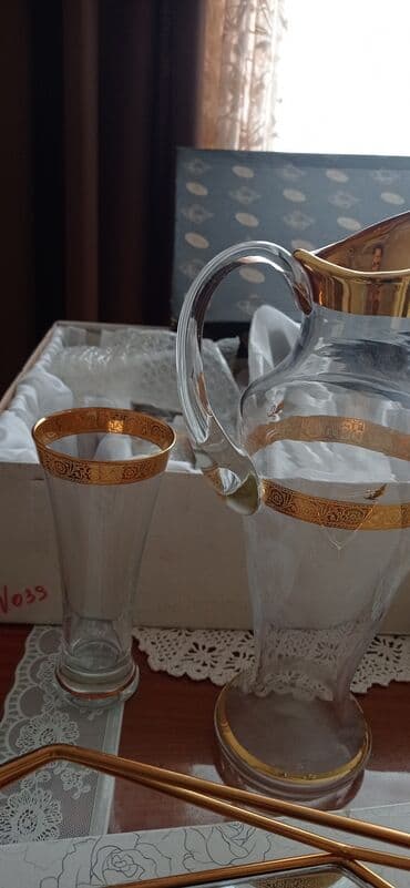 Rəng - Qızılı, Xrustal, 6, Çexiya lalafo.az -da Rəng - Qızılı, Xrustal, 6, Çexiya