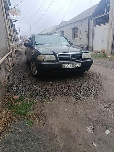 Mercedes-Benz C-Class: 1.8 l | 1993 il Sedan lalafo.az -da Mercedes-Benz C-Class: 1.8 l | 1993 il Sedan