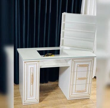 Düz masa, Siyirməli, Polkalı, Şüşə lalafo.az -da Düz masa, Siyirməli, Polkalı, Şüşə