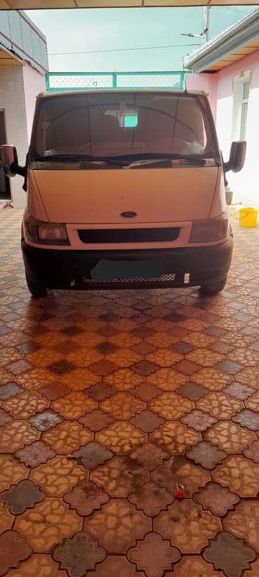 Ağ rəngdə Ford Transit furqon, yük daşınması və ya kommersiya lalafo.az -da Ağ rəngdə Ford Transit furqon, yük daşınması və ya kommersiya
