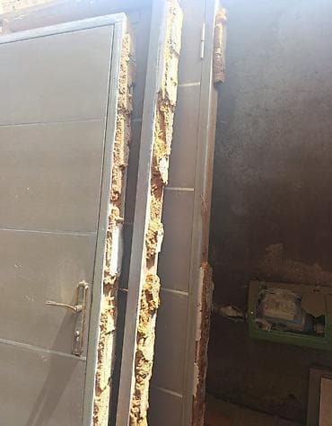 Qapilar 5 əded. boz qapi 3 əded 205×90 25 manatqara qapi 220×90 15 lalafo.az -da Qapilar 5 əded. boz qapi 3 əded 205×90 25 manatqara qapi 220×90 15