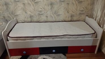 Uşaq çarpayısı matrasda üstündə verilir lalafo.az -da Uşaq çarpayısı matrasda üstündə verilir
