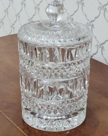 Cexiya xrustal buz qabi. 35 man. Unvan Masazir Yeni Baki lalafo.az -da Cexiya xrustal buz qabi. 35 man. Unvan Masazir Yeni Baki