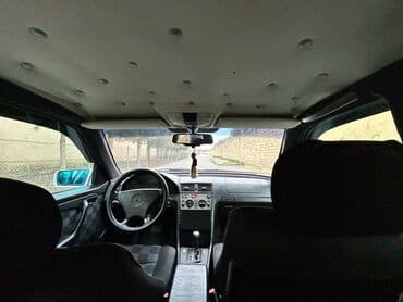 Mercedes-Benz 220: 2.2 l | 1995 il Sedan lalafo.az -da Mercedes-Benz 220: 2.2 l | 1995 il Sedan