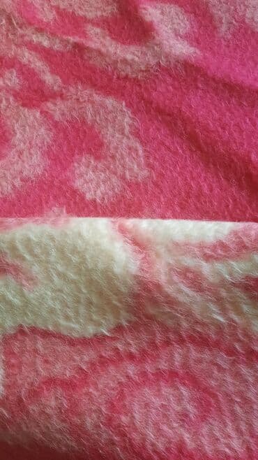 Rəng - Qırmızı Yun Pled lalafo.az -da Rəng - Qırmızı Yun Pled