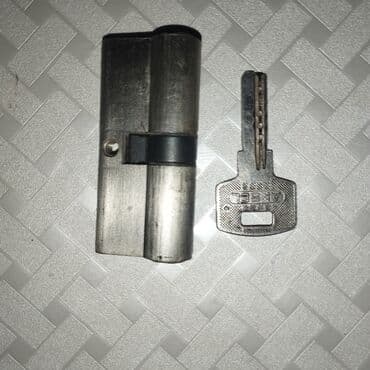 Дверные стекла: ABUS tipli silindr qıfıl və açar - Tip: Avropa standartlı (Euro at lalafo.az — 1 Дверные стекла: ABUS tipli silindr qıfıl və açar - Tip: Avropa standartlı (Euro — 1