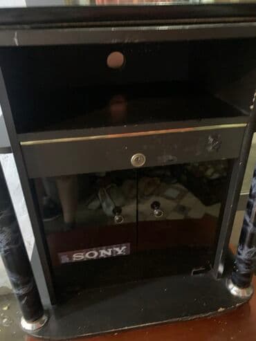 TV şkafı / media konsolu - Rəng: qara - Material: MDF/taxta əsaslı lalafo.az -da TV şkafı / media konsolu - Rəng: qara - Material: MDF/taxta əsaslı