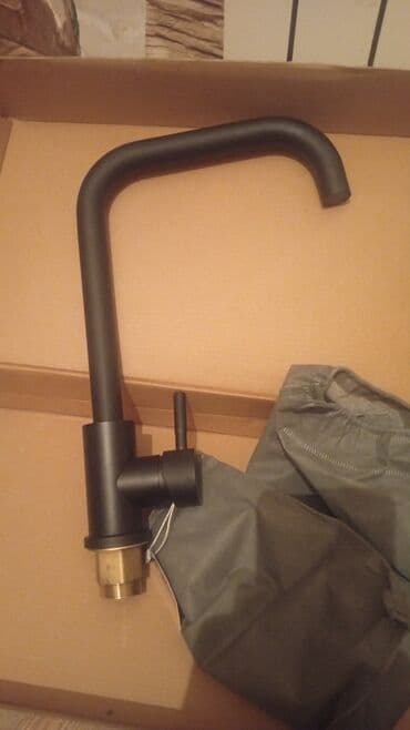 Mətbəx üçün qara mat rəngli qarışdırıcı kran - Tip: təkqollu lalafo.az -da Mətbəx üçün qara mat rəngli qarışdırıcı kran - Tip: təkqollu