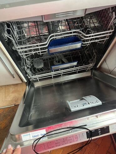 eurolux qabyuyan: Qabyuyan maşın Siemens, Tam qabaritli (60 sm.), Ayrıca dayanan, İşlənmiş lalafo.az -da — 1 eurolux qabyuyan: Qabyuyan maşın Siemens, Tam qabaritli (60 sm.), Ayrıca dayanan, İşlənmiş — 1