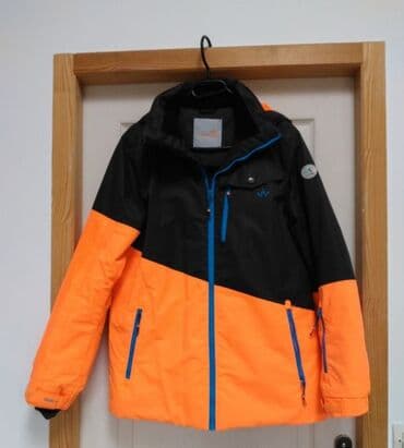 İdman/dağçılıq üslubunda iki rəngli (narıncı və qara) qış gödəkçəsi lalafo.az -da İdman/dağçılıq üslubunda iki rəngli (narıncı və qara) qış gödəkçəsi