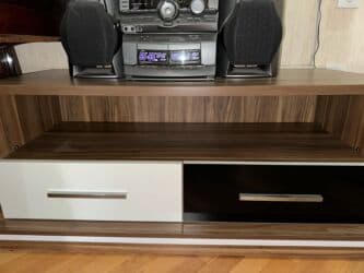 Yeni, Düz TV altlığı, Polkalı, Taxtalı lalafo.az -da Yeni, Düz TV altlığı, Polkalı, Taxtalı