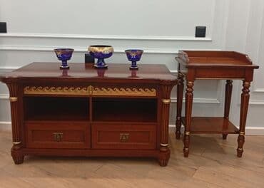 TV altı və telefon altı. Bahalı İspan mebel dəstinin predmetləridir lalafo.az -da TV altı və telefon altı. Bahalı İspan mebel dəstinin predmetləridir