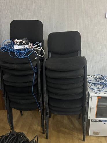 Yaxşı vəziyyətdə stullar, 1 ədədi 10 AZN lalafo.az -da Yaxşı vəziyyətdə stullar, 1 ədədi 10 AZN