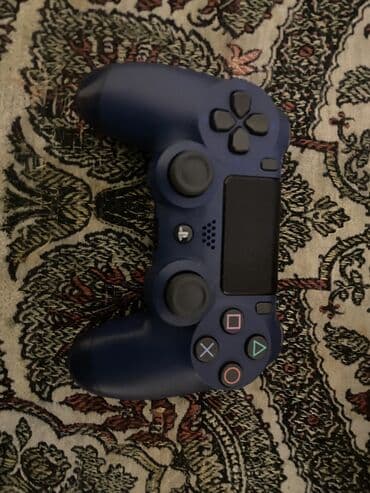 Məhsul: Sony DualShock 4 (PS4) oyun pultu – mavi rəng Arginal 1 ay lalafo.az -da Məhsul: Sony DualShock 4 (PS4) oyun pultu – mavi rəng Arginal 1 ay