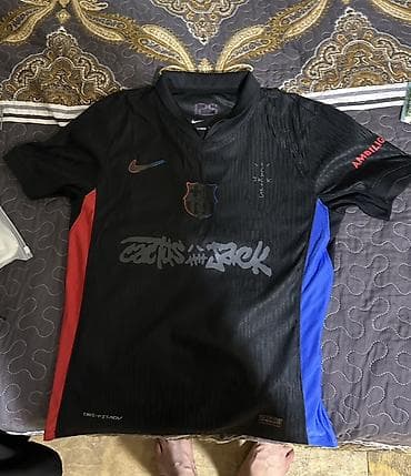 Futbolka, Nike, M, rəng - Qara lalafo.az -da Futbolka, Nike, M, rəng - Qara
