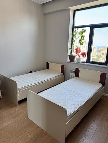 Afa2 eded kravat ikisi 150 azn sondu.ayri alan olsa biri 80 AZN 28 May lalafo.az -da Afa2 eded kravat ikisi 150 azn sondu.ayri alan olsa biri 80 AZN 28 May