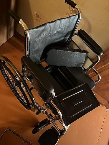 Universal tualet funksiyalı əlil arabası - Metal xromlanmış karkas lalafo.az -da Universal tualet funksiyalı əlil arabası - Metal xromlanmış karkas