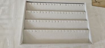 Zinət əşyaları üçün vitrin/tray - Rəng: açıq bej/krem - Material lalafo.az -da Zinət əşyaları üçün vitrin/tray - Rəng: açıq bej/krem - Material