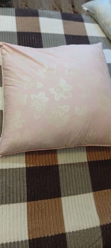 Dekorativ Sadə Yastıq lalafo.az -da Dekorativ Sadə Yastıq