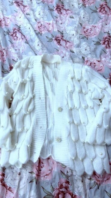 - Zərif, yumşaq trikotaj material - Qabarlı, balıq pulcuğu formalı lalafo.az -da - Zərif, yumşaq trikotaj material - Qabarlı, balıq pulcuğu formalı