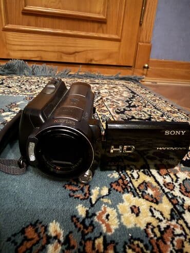 Sony Handycam HD videokamera
Ideal veziyetde yeni videocamera lalafo.az -da Sony Handycam HD videokamera
Ideal veziyetde yeni videocamera
