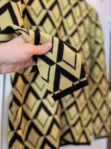 Yenidir. S-M ölçü qiymət 13 manat lalafo.az -da Yenidir. S-M ölçü qiymət 13 manat