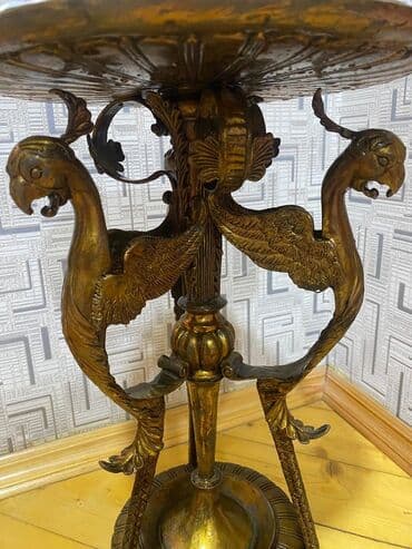 Jurnal masası, Açılmayan, Yumru masa lalafo.az -da Jurnal masası, Açılmayan, Yumru masa