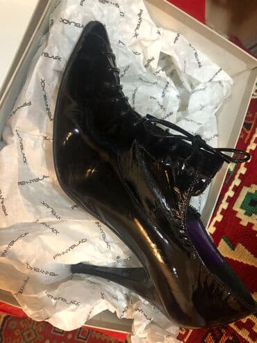 Ölçü: 38, rəng - Qara, İşlənmiş lalafo.az -da Ölçü: 38, rəng - Qara, İşlənmiş