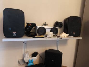 Görseldeki ürün, JBL Control 1 Pro model pasif bir hoparlördür. Bu lalafo.az -da Görseldeki ürün, JBL Control 1 Pro model pasif bir hoparlördür. Bu