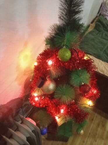 Led işıqlı bəzədilmiş süni Yeni il şam ağacı yolka oyuncaqlarla lalafo.az -da Led işıqlı bəzədilmiş süni Yeni il şam ağacı yolka oyuncaqlarla