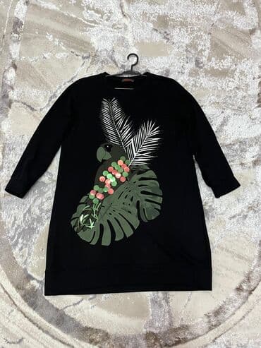 Yenidir az geyinilib s razmer 10 azn lalafo.az -da Yenidir az geyinilib s razmer 10 azn