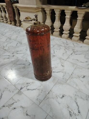 Köhnə tipli metal qaz balonu - Material: qalın divarlı polad korpus - lalafo.az -da Köhnə tipli metal qaz balonu - Material: qalın divarlı polad korpus -