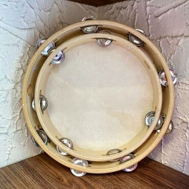 Tamburinlər: Müxtəlif ölçülərdə tamburinlər mövcuddur. Qiymətlər həcmə görə lalafo.az -da — 1 Tamburinlər: Müxtəlif ölçülərdə tamburinlər mövcuddur. Qiymətlər həcmə görə — 1