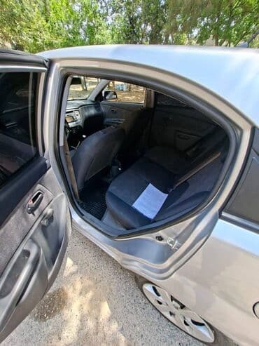 Kia Rio: 1.5 l | 2008 il Hetçbek lalafo.az -da Kia Rio: 1.5 l | 2008 il Hetçbek