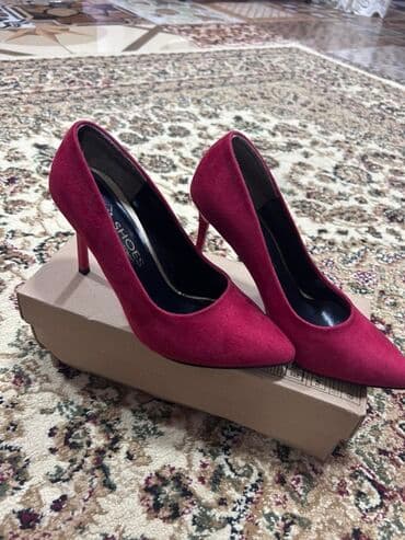 Qadınlar üçün klassik tünd çəhrayı stiletto ayaqqabılar - Model lalafo.az -da Qadınlar üçün klassik tünd çəhrayı stiletto ayaqqabılar - Model