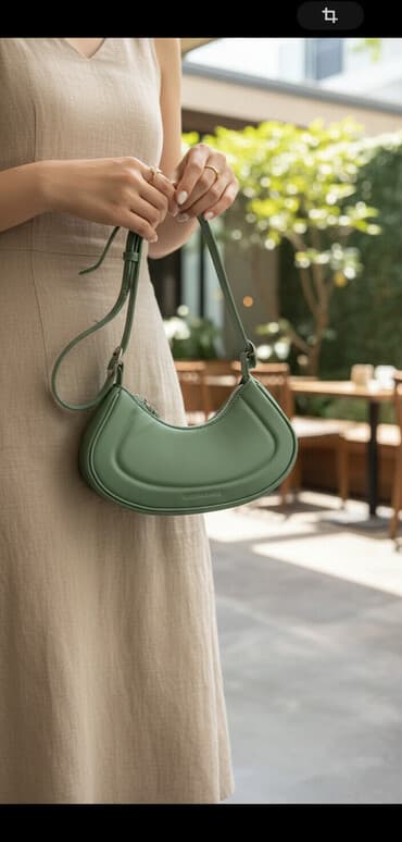 Çiyin çantası, Charles & Keith, İşlənmiş lalafo.az -da Çiyin çantası, Charles & Keith, İşlənmiş