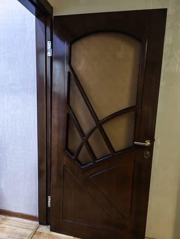 İşlənmiş Otaq qapısı Plintus ilə, Zəmanətsiz, Ünvandan götürmə lalafo.az -da İşlənmiş Otaq qapısı Plintus ilə, Zəmanətsiz, Ünvandan götürmə