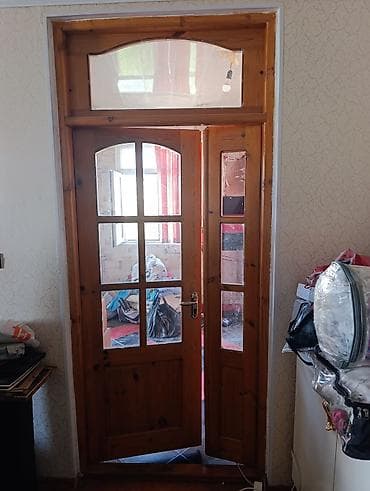 Taxta şüşəli qapılar və tikiş maşını - İkili keçid üçün taxta qapı lalafo.az -da Taxta şüşəli qapılar və tikiş maşını - İkili keçid üçün taxta qapı