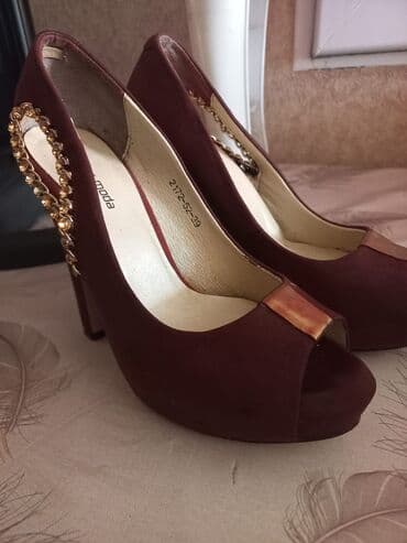 Qadın yüksək dabanlı açıq burun ayaqqabıları - Rəng: tünd lalafo.az -da Qadın yüksək dabanlı açıq burun ayaqqabıları - Rəng: tünd