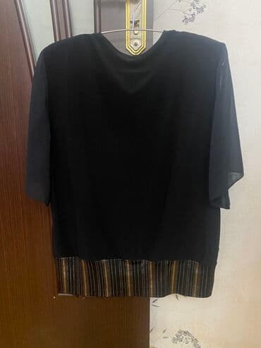 1defe geyinilib, cox baha alinib. Cox seliqeli formada qalir. Qadın lalafo.az -da 1defe geyinilib, cox baha alinib. Cox seliqeli formada qalir. Qadın