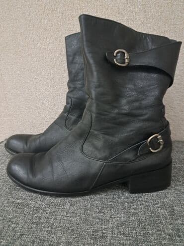 Çəkmə, Ölçü: 40, rəng - Qara, İşlənmiş lalafo.az -da Çəkmə, Ölçü: 40, rəng - Qara, İşlənmiş