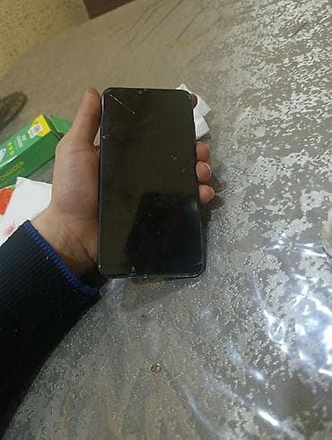Xiaomi Mi 8 Lite, 32 GB, rəng - Qara,
Qırıq lalafo.az -da — 2 Xiaomi Mi 8 Lite, 32 GB, rəng - Qara,
Qırıq — 2