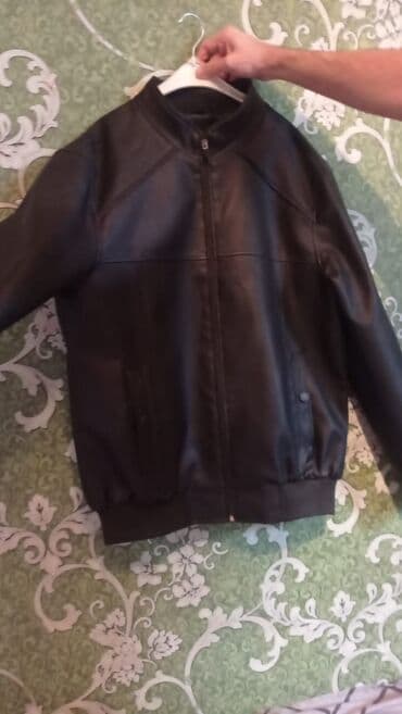 Kişi üçün Dəri kurtka satılır 25 manat .Razmer: 3XL lalafo.az -da Kişi üçün Dəri kurtka satılır 25 manat .Razmer: 3XL