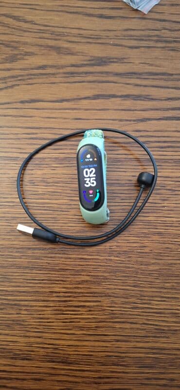 İşlənmiş, Smart qolbaq, Sensor ekran, rəng - Yaşıl lalafo.az -da İşlənmiş, Smart qolbaq, Sensor ekran, rəng - Yaşıl