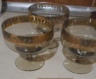 Qəndqabı mürəbbə də tökmək olar. 6 ədəddir qədimidir, işlənməyib lalafo.az -da Qəndqabı mürəbbə də tökmək olar. 6 ədəddir qədimidir, işlənməyib