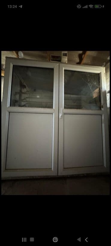 PVC giriş qapısı-pəncərə bloku inkubator 2600 yerlik. qiyməti 1600 lalafo.az -da PVC giriş qapısı-pəncərə bloku inkubator 2600 yerlik. qiyməti 1600